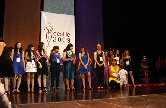 Un desfile diferente en el Ángel Bustelo